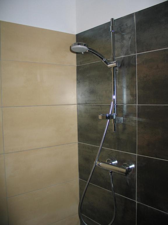 Apartament Les Romarins Aigne  Zewnętrze zdjęcie